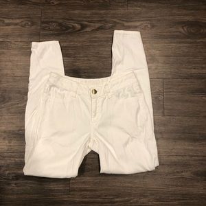 American eagle white jeans size 4